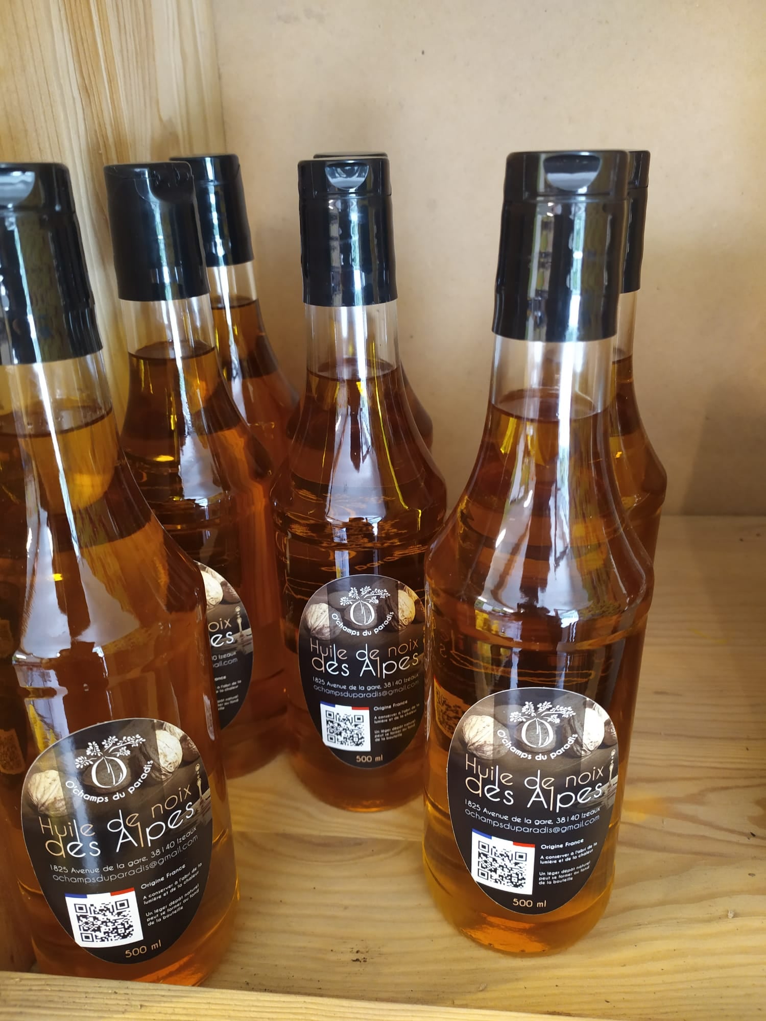 Huile de noix disponible au Domaine des Moines
